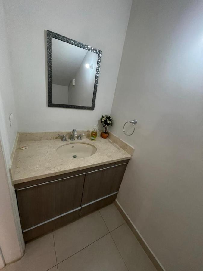 הוילה הרמוסיו Casa Poniente מראה חיצוני תמונה