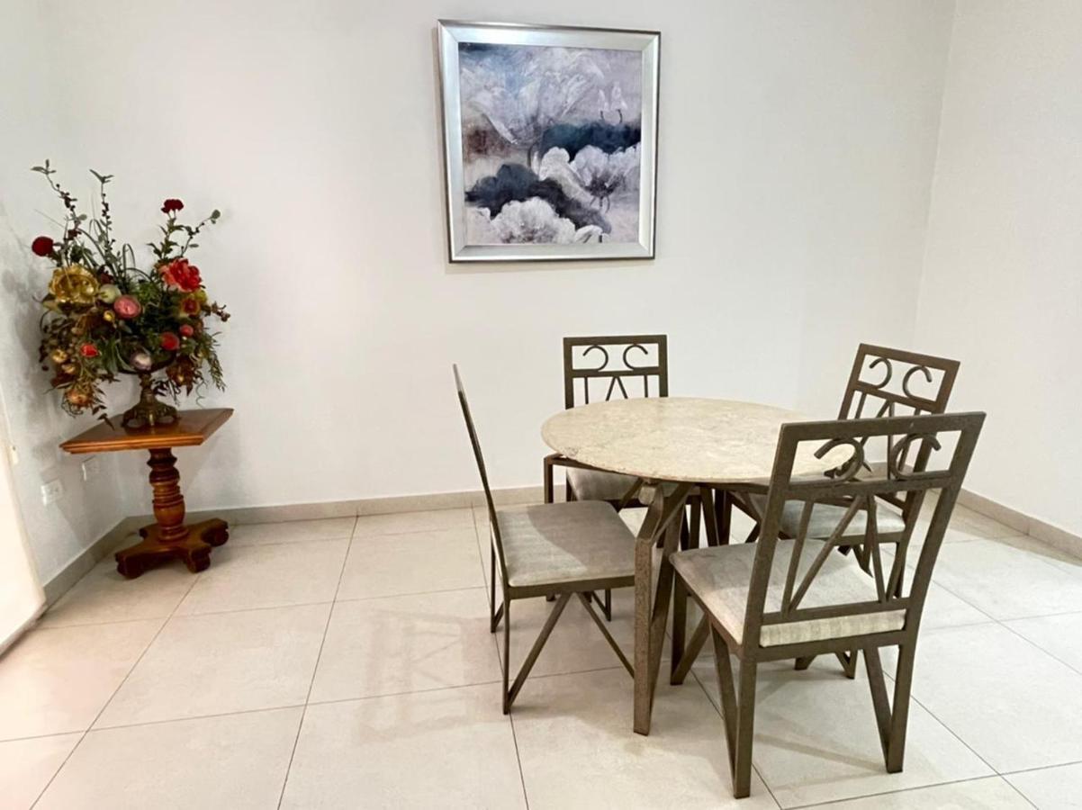 הוילה הרמוסיו Casa Poniente מראה חיצוני תמונה