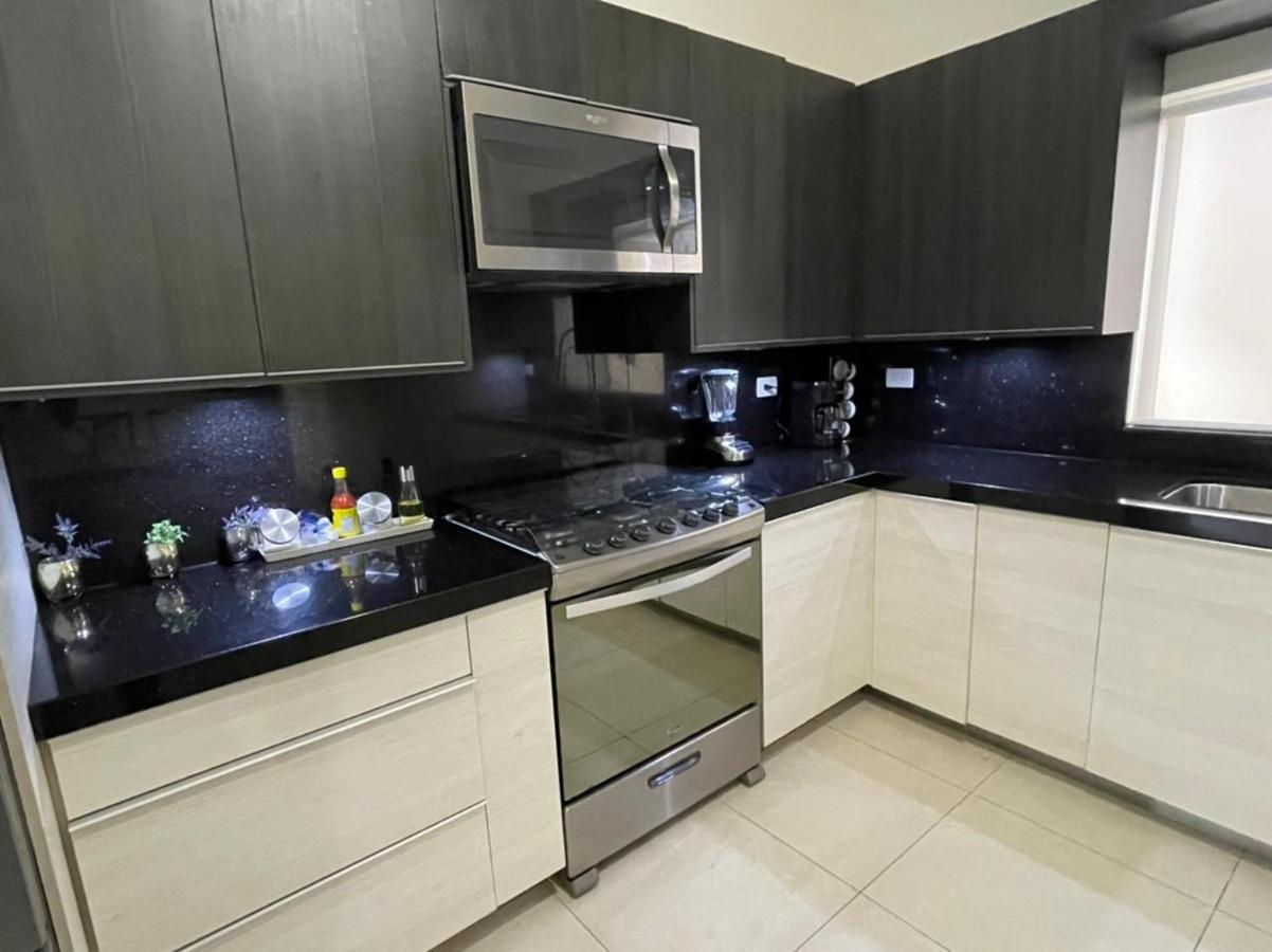 הוילה הרמוסיו Casa Poniente מראה חיצוני תמונה